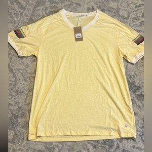 Men’s marine layer v neck